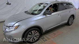 2020 Mitsubishi Outlander ES