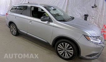 2020 Mitsubishi Outlander ES – miniatura 3