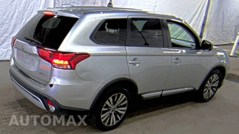 2020 Mitsubishi Outlander ES – miniatura 4