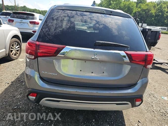 2020 Mitsubishi Outlander ES – miniatura 5