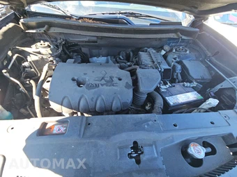 2020 Mitsubishi Outlander ES – miniatura 15