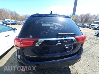 2020 Mitsubishi Outlander ES – miniatura 5
