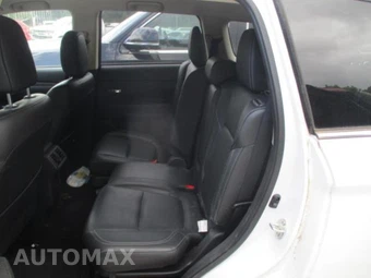 2020 Mitsubishi Outlander - miniatura 11