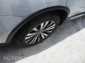 2020 Mitsubishi Outlander - miniatura 25