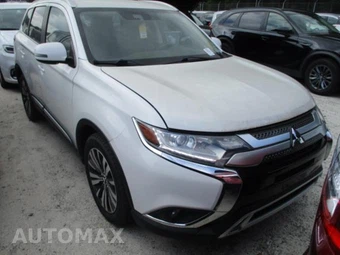 2020 Mitsubishi Outlander - miniatura 5