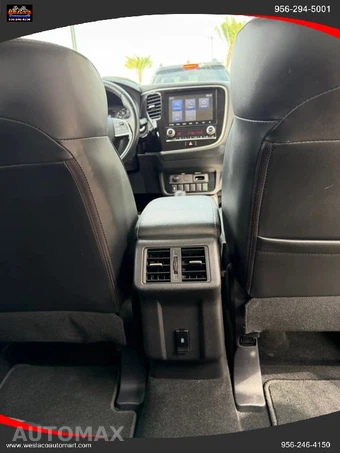 2020 Mitsubishi Outlander - miniatura 16