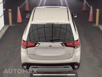 2020 Mitsubishi Outlander SE – miniatura 5