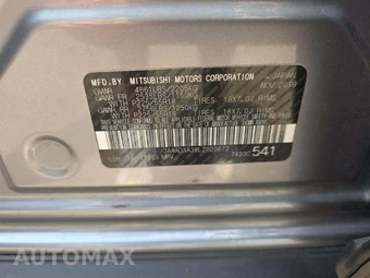2020 Mitsubishi Outlander SE - miniatura 2