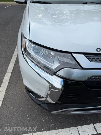 2020 Mitsubishi Outlander SE - miniatura 36