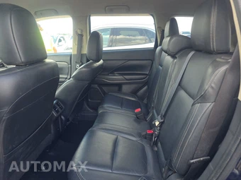2020 Mitsubishi Outlander SEL - miniatura 13
