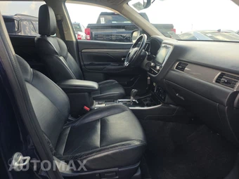 2020 Mitsubishi Outlander SEL - miniatura 8