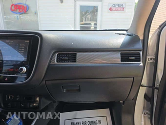 2020 Mitsubishi Outlander SEL - miniatura 20