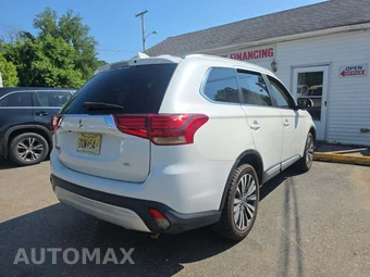 2020 Mitsubishi Outlander SEL - miniatura 3