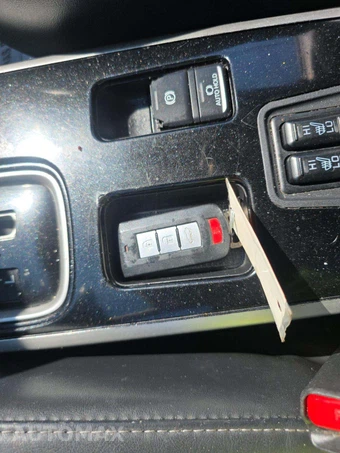 2020 Mitsubishi Outlander SEL - miniatura 8