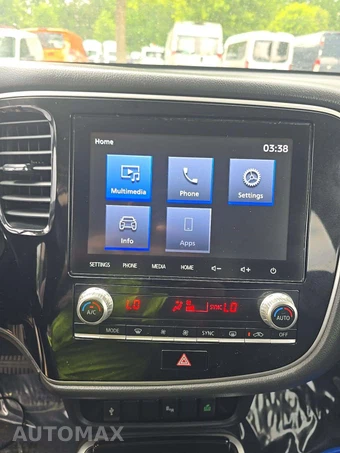 2020 Mitsubishi Outlander SEL - miniatura 10