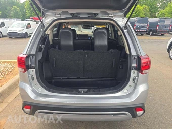 2020 Mitsubishi Outlander SEL - miniatura 15