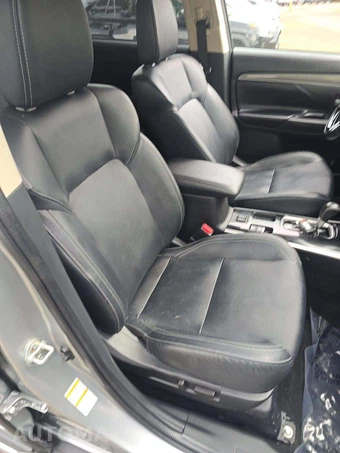 2020 Mitsubishi Outlander SEL - miniatura 19