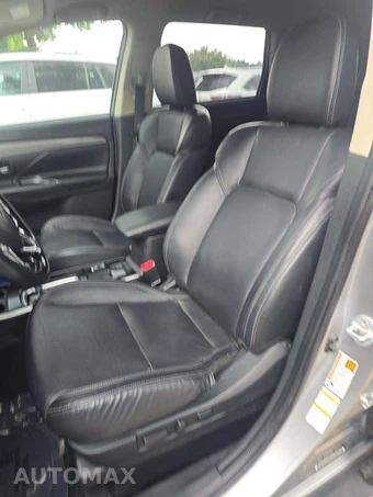 2020 Mitsubishi Outlander SEL - miniatura 6