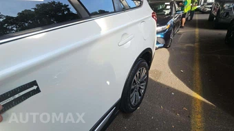 2020 Mitsubishi Outlander SEL – miniatura 39