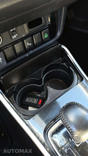 2020 Mitsubishi Outlander SEL – miniatura 20