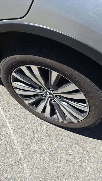 2020 Mitsubishi Outlander SEL – miniatura 27