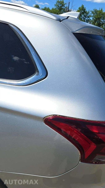 2020 Mitsubishi Outlander SEL – miniatura 35