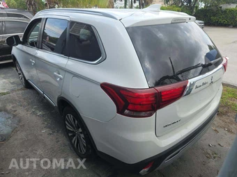 2020 Mitsubishi Outlander SEL – miniatura 2