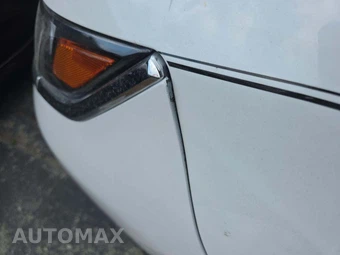 2020 Mitsubishi Outlander SEL – miniatura 26