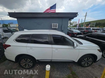 2020 Mitsubishi Outlander SEL – miniatura 4