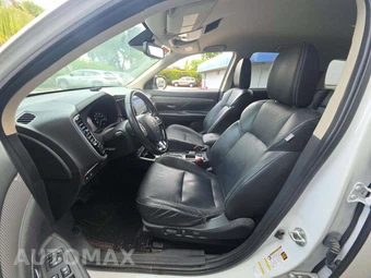 2020 Mitsubishi Outlander SEL – miniatura 6