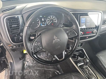 2020 Mitsubishi Outlander SEL - miniatura 10