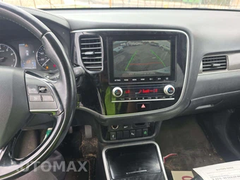 2020 Mitsubishi Outlander SEL - miniatura 10