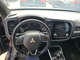 2020 Mitsubishi Outlander SP - miniatura 10