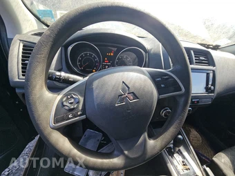 2020 Mitsubishi Outlander Sport Black Edition – miniatura 10