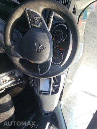 2020 Mitsubishi Outlander Sport Black Edition – miniatura 11