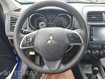 2020 Mitsubishi Outlander Sport Black Edition - miniatura 10