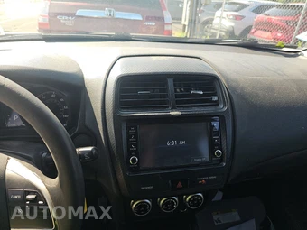 2020 Mitsubishi Outlander Sport ES – miniatura 11