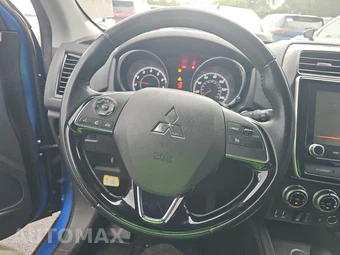 2020 Mitsubishi Outlander Sport SE – miniatura 10