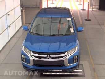 2020 Mitsubishi Outlander Sport SE – miniatura 2