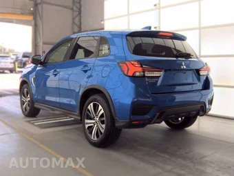 2020 Mitsubishi Outlander Sport SE – miniatura 6