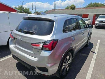 2020 Mitsubishi Outlander Sport SE – miniatura 3
