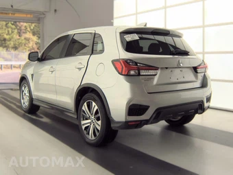 2020 Mitsubishi Outlander Sport SE – miniatura 6