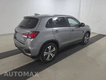 2020 Mitsubishi Outlander Sport SE - miniatura 4