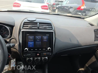 2020 Mitsubishi Outlander Sport SE - miniatura 11