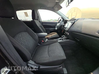 2020 Mitsubishi Outlander Sport SE - miniatura 8