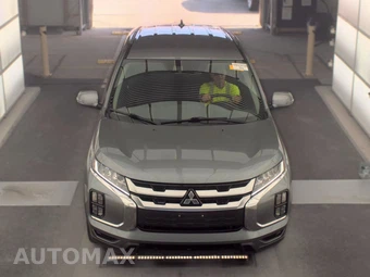 2020 Mitsubishi Outlander Sport SE - miniatura 2