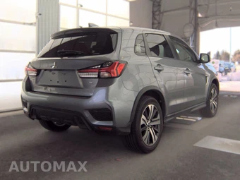 2020 Mitsubishi Outlander Sport SE - miniatura 4