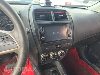 2020 Mitsubishi Outlander Sport SP – miniatura 11