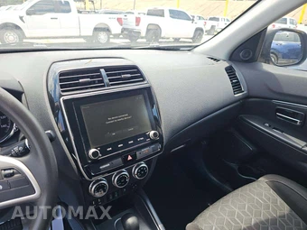 2020 Mitsubishi Outlander Sport SP - miniatura 10