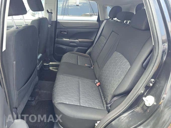 2020 Mitsubishi Outlander Sport SP - miniatura 13